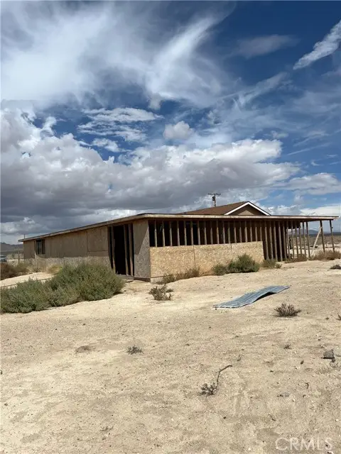 14588 Locust, Lucerne Valley, CA 92356 - Image #2