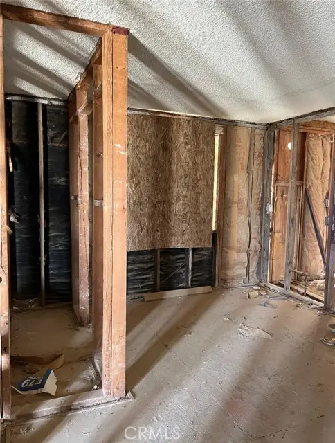 14588 Locust, Lucerne Valley, CA 92356 - Image #3