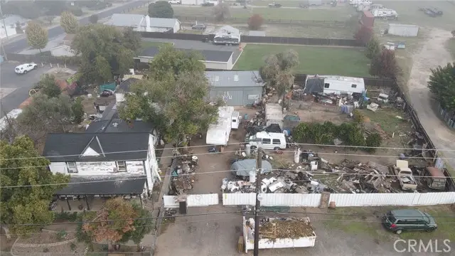 2306 W F, Oakdale, CA 95361 - Image #2