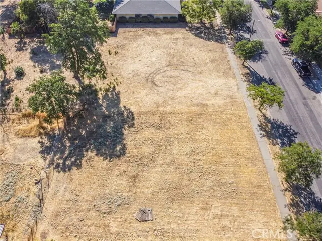 835 W 10th Street, Merced, CA 95341 - #3