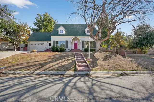 1717 Locust Ravine, Bakersfield, CA 93306 - Image #1