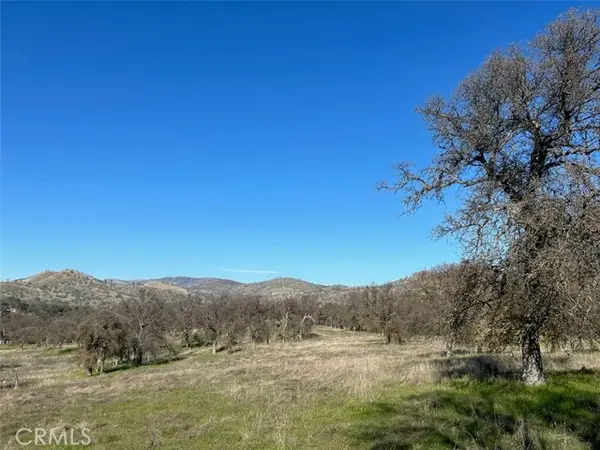 5 El Toro Road, Catheys Valley, CA 95306
