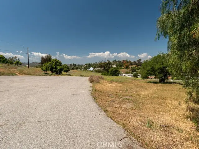 502 E Elder Street, Fallbrook, CA 92028 - Image #2