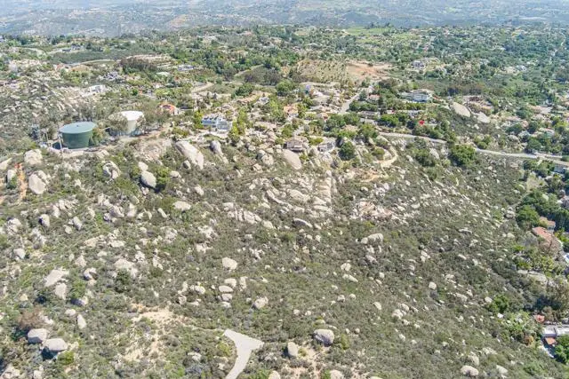 13 Sage Hill Way, Hidden Meadows, CA 92026 - #1