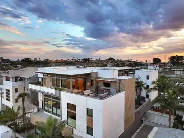 2677 State Street #301, Carlsbad, CA 92008