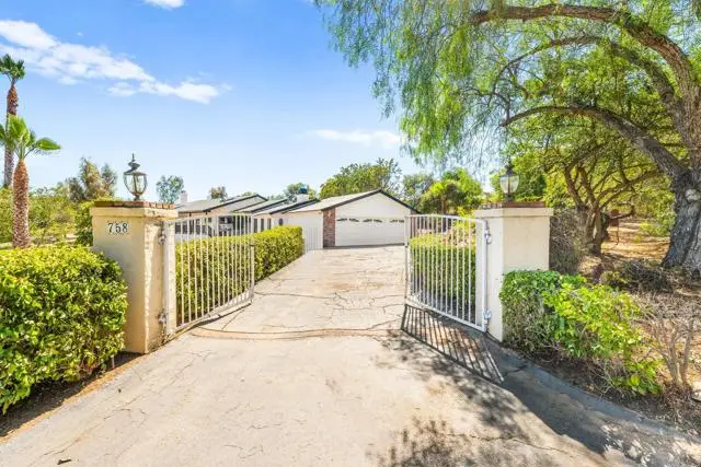 758 Verde Ave, Fallbrook, CA 92028 - Image #2