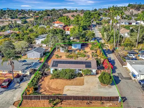 732 Osborne Street, Vista, CA 92084