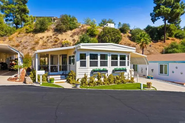 8975 Lawrence Welk Dr. #195, Escondido, CA 92026 - Image #3