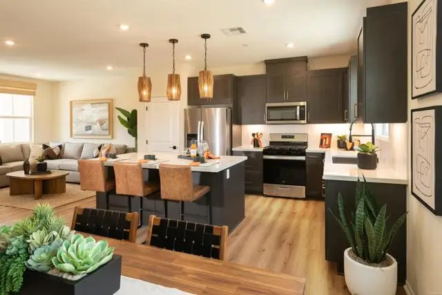 514 Avenida Centro #105, Chula Vista, CA 91910 - Image #2