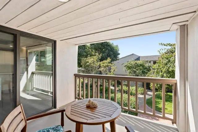 585 S Sierra Avenue #27, Solana Beach, CA 92075 - Image #2