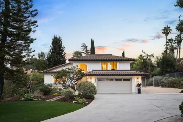 1657 Foothill Drive, Vista, CA 92084