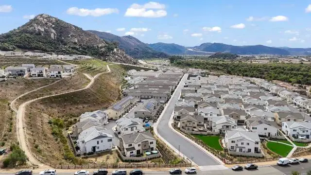 323 Citrine Trail, Fallbrook, CA 92028 - Image #1