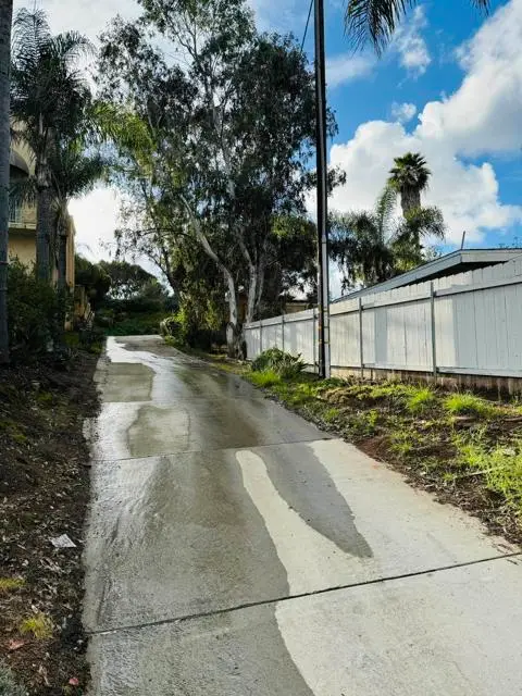 211 Civic Center Drive, Vista, CA 92084 - Image #3