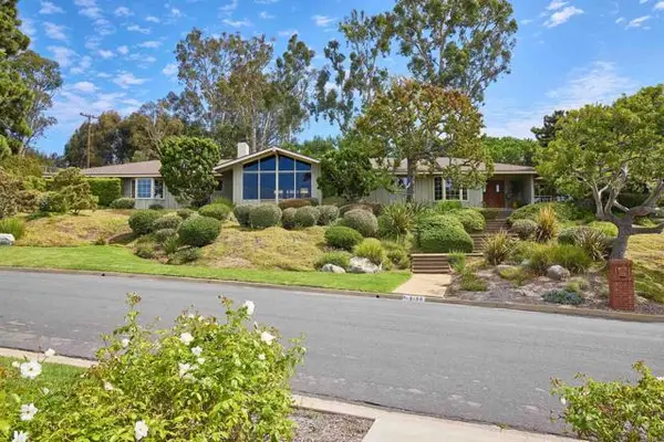 3190 Falcon Drive, Carlsbad, CA 92008