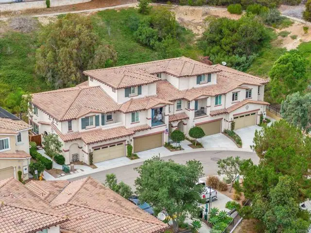 6901 Tourmaline Place, Carlsbad, CA 92009 - Image #2