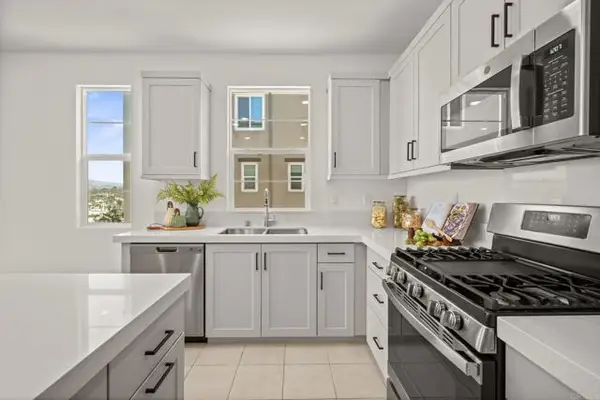 1229 Sunrise #104, San Marcos, CA 92078