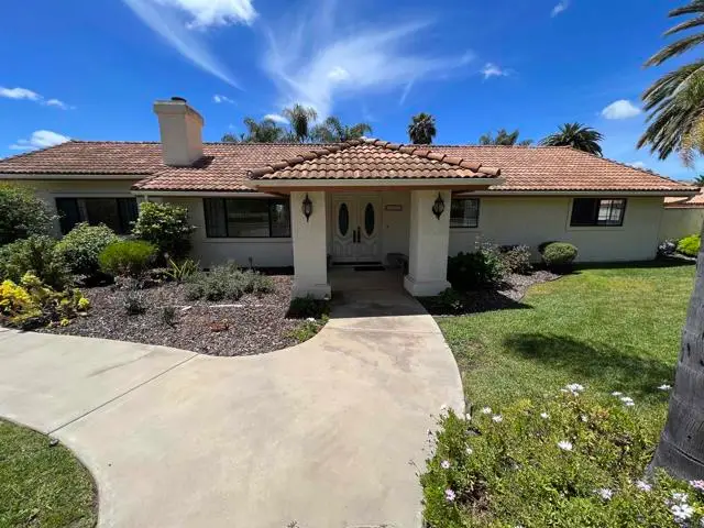 1602 Warmlands Avenue, Vista, CA 92084 - Image #2