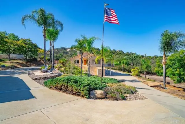 16996 Archie Moore Ring, Ramona, CA 92065 - Image #2