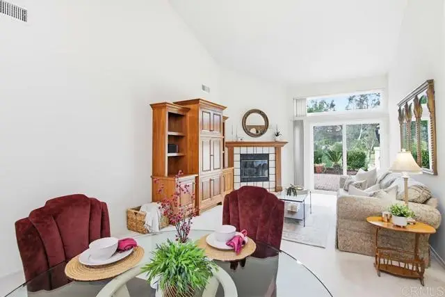 8925 Circle R View Lane, Escondido, CA 92026 - Image #3