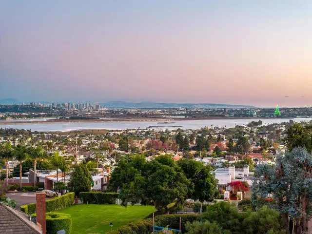 1645 Los Altos, San Diego, CA 92109 - Image #2