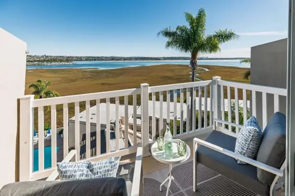 3991 Crown Point Drive #P13, San Diego, CA 92109