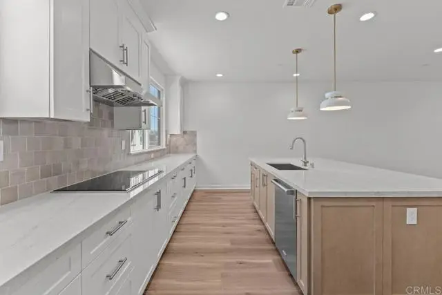 2536 Elderberry Lane, Carlsbad, CA 92008 - Image #2