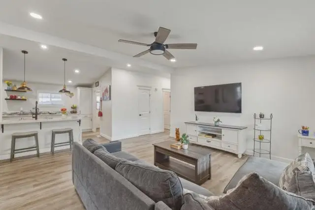 200 S Emerald Drive #54, Vista, CA 92081 - #3