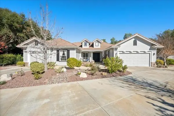 1089 Inverlochy Drive, Fallbrook, CA 92028