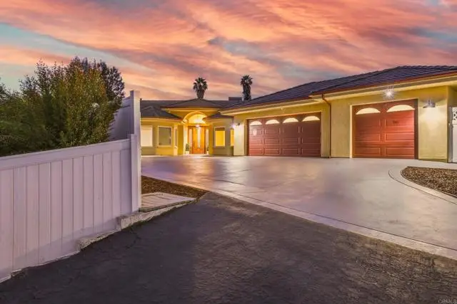 941 Morro Road, Fallbrook, CA 92028 - Image #2