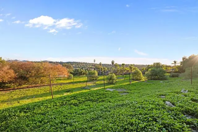 668 Plumosa Avenue, Vista, CA 92081 - Image #3