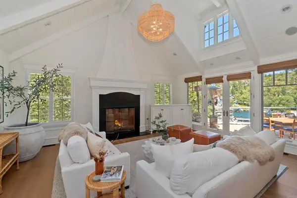 27567 W Shore Road, Lake Arrowhead, CA 92352