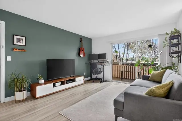 432 Edgehill Lane #73, Oceanside, CA 92054 - Image #1