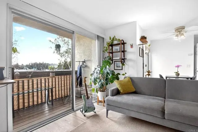 432 Edgehill Lane #73, Oceanside, CA 92054 - Image #3