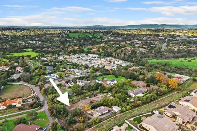 2360 Lone Oak Lane, Vista, CA 92084 - Image #3