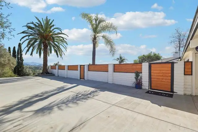 2235 Gum Tree Lane, Fallbrook, CA 92028 - Image #2