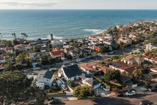 1011 Devonshire Drive, San Diego, CA 92107 - Image #2