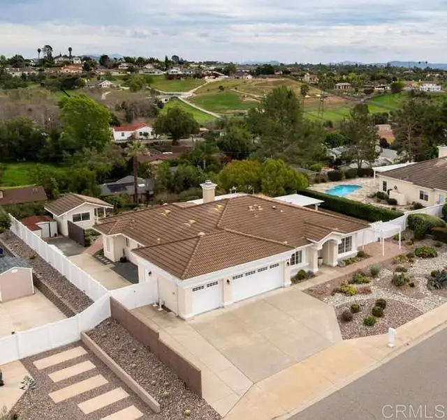 2144 Knollwood Avenue, Fallbrook, CA 92028 - #2