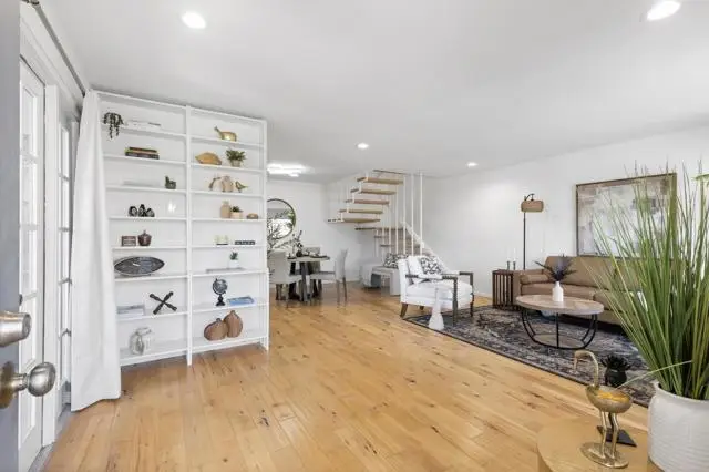 3851 Camino Lindo, San Diego, CA 92122 - #3