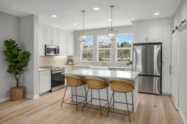 2586 Delphinium Lane, Carlsbad, CA 92008 - #2