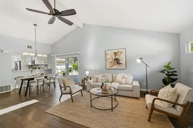 3327 Vivienda Circle, Carlsbad, CA 92009 - #3