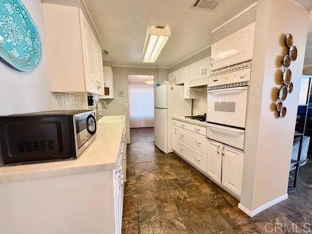 106 Pheasant Lane #106, Oceanside, CA 92057 - #2