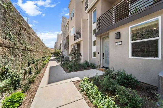 647 Fahrenheit Drive, San Marcos, CA 92078 - #2