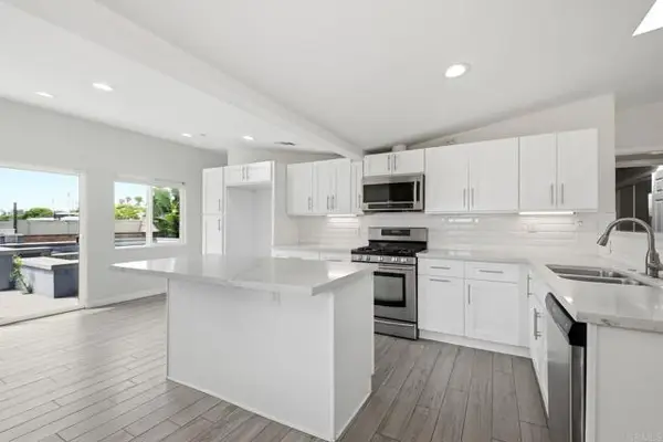 648 Cocapah Street, Vista, CA 92083