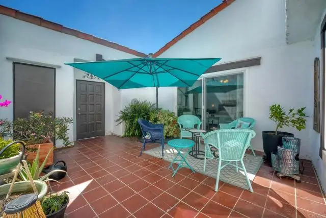 1208 La Paloma Glen, Escondido, CA 92026 - #2