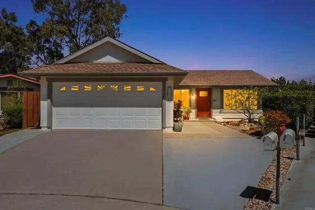 11819 Elkins, San Diego, CA 92126 - #2