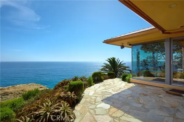 111 S La Senda Drive, Laguna Beach, CA 92651