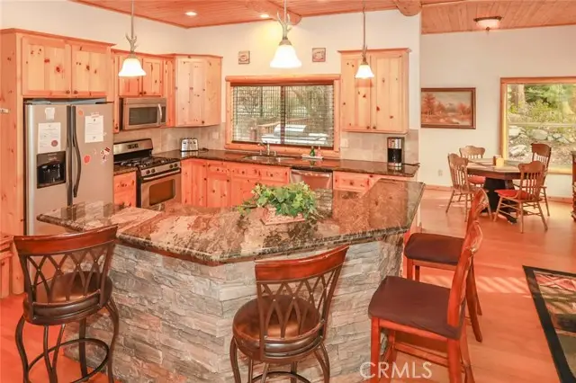 351 Glenwood Drive, Big Bear Lake, CA 92315 - Image #3