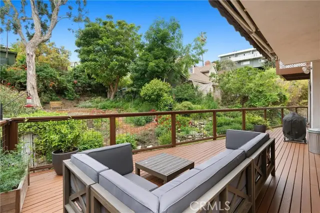 645 Griffith Way, Laguna Beach, CA 92651 - Image #1