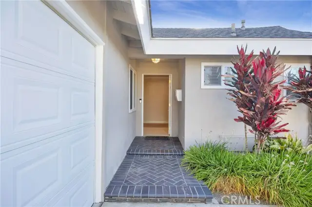 12111 Reagan Street, Los Alamitos, CA 90720 - Image #3