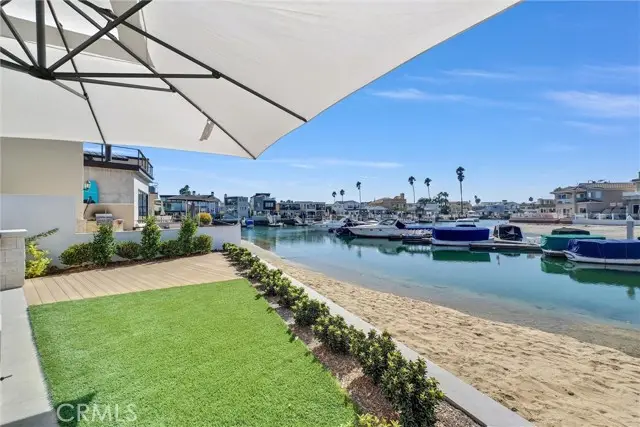 20 Balboa Coves, Newport Beach, CA 92663 - Image #2